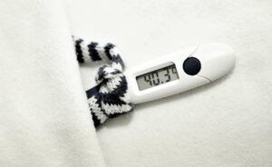 寝返りを改善するための敷布団選びのポイントは？