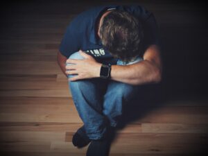 テンピュールは腰痛に効果的？高反発マットレスとの比較はどうするべき？